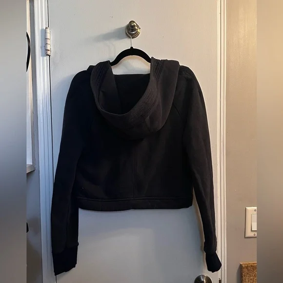 Lululemon Scuba Full-Zip Cropped Hoodie | Dark Navy | Size 8 | Thumb Holes - Picture 2 of 7